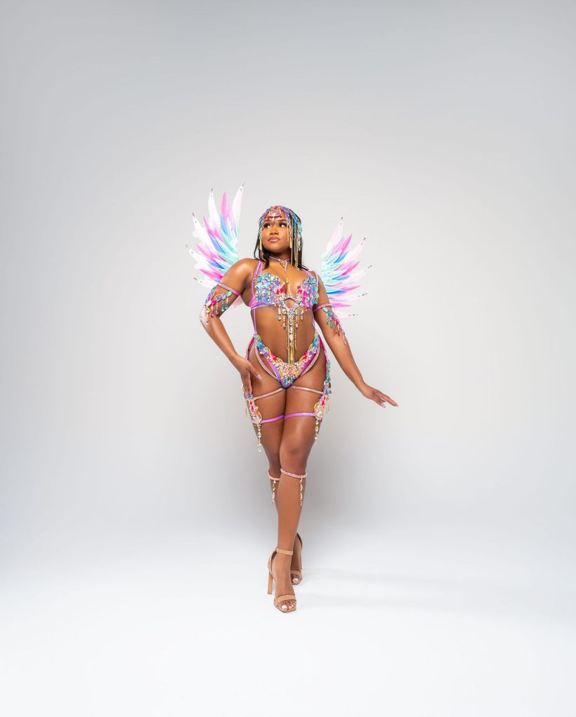 BACKLINE W/ SMALL FEATHERED BACKPACK