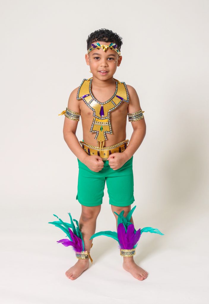 Facetune_16-05-2025-11-57-45